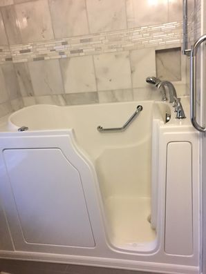 Accessible Bathtub in Holton by Independent Home Products, LLC